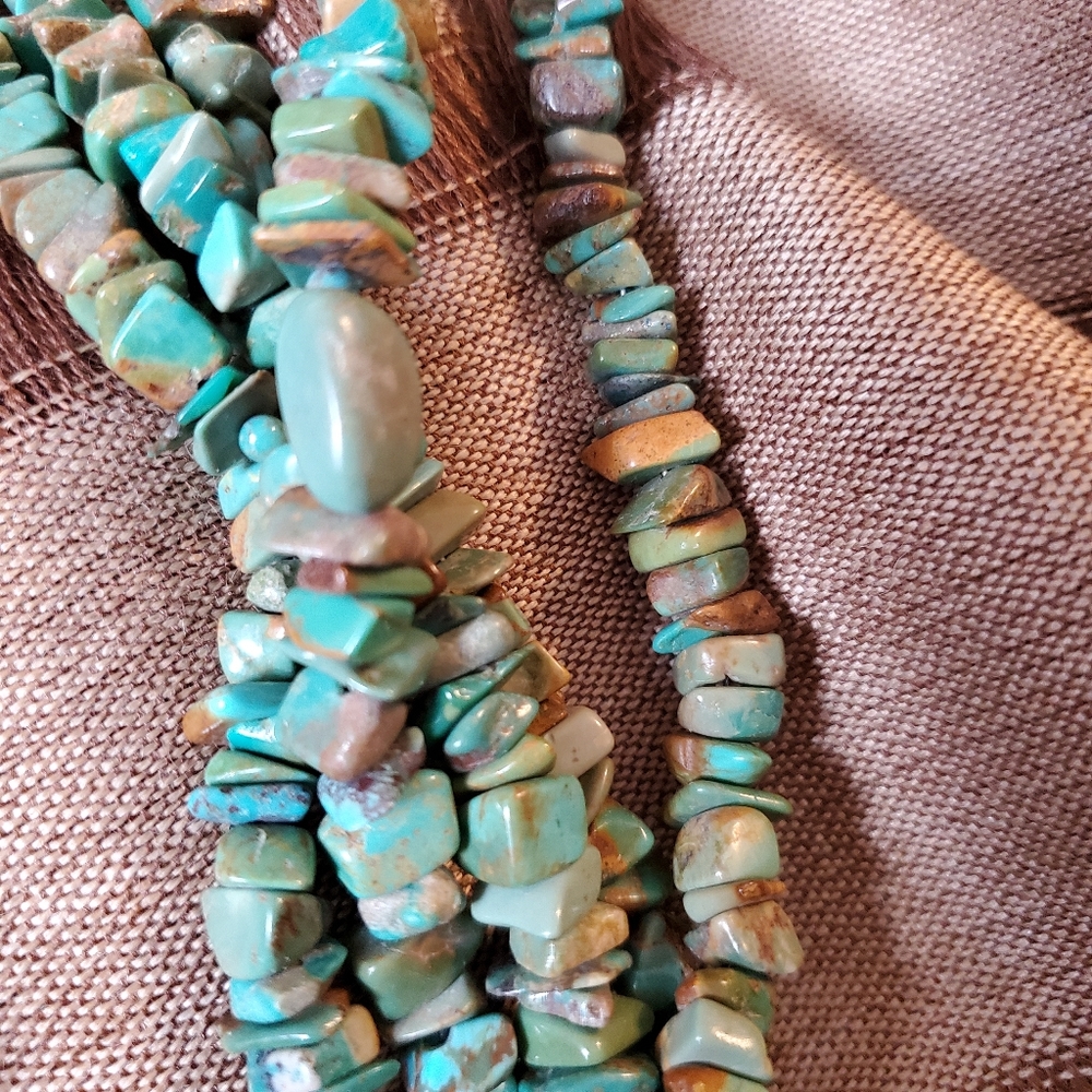 Torquise 3 strand necklace